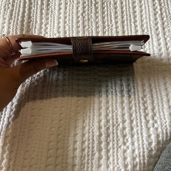 Louis Vuitton Agenda Pm. With extra bits for free included. - Picture 7 of 17